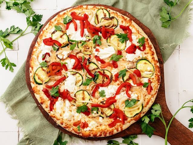 Veggie Delight Pizza (The Urban Cafe)
